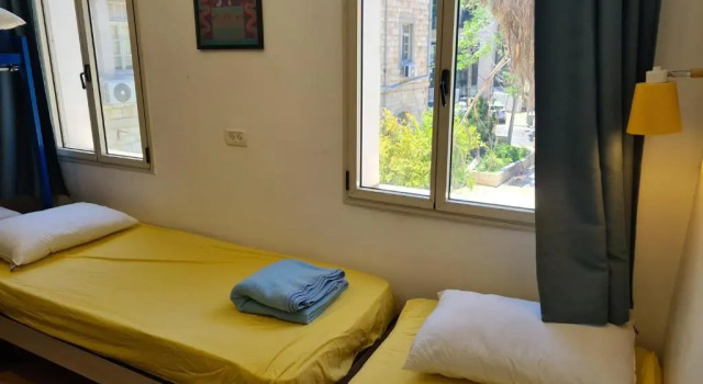 Cama en dormitorio compartido (dormitorio compartido femenino) Haifa Hostel