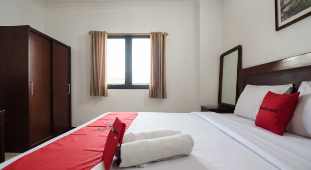 Suite RedDoorz Plus at Buah Batu