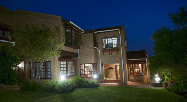 Bayside Lodge Garden Route B&B, Забронировать Отель «постель и завтрак» Плеттенберг-Бей Найсна