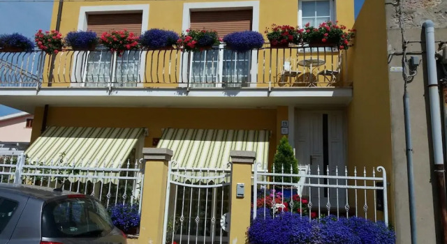 Apartment With one Bedroom in Sant'antioco, With Wifi - 200 m From the, Забронировать Апартаменты/квартира Сант-Антиоко Sant’Antioco Island