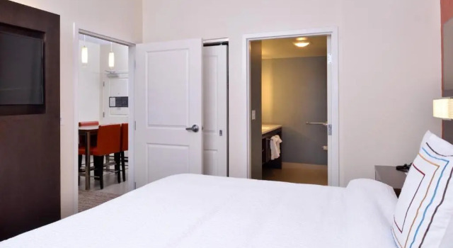 Люкс с 2 комнатами TownePlace Suites by Marriott East Lansing