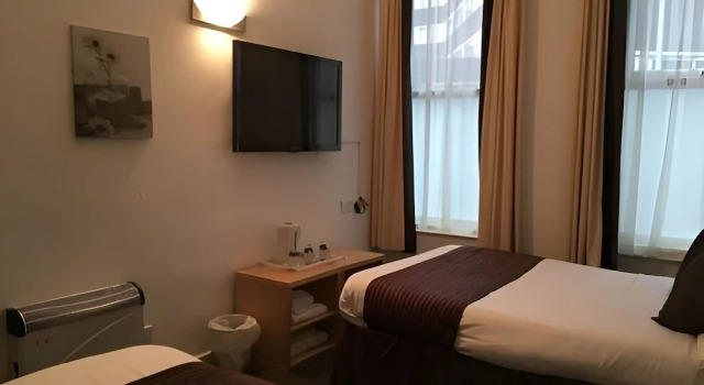 Standard- familie værelse Lord Nelson Hotel – Lime Street Station Liverpool by Compass Hospitality