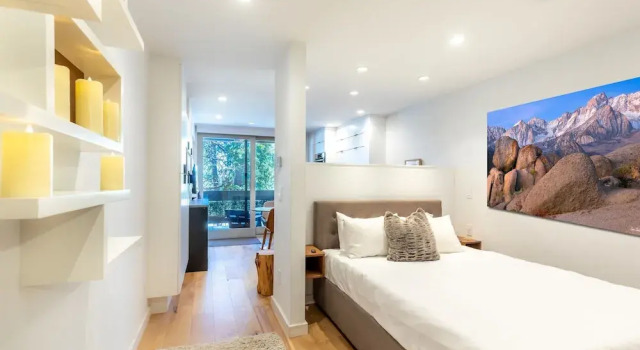 Modern Hotel-Style Studio - Timber Creek Lodge #210 by RedAwning