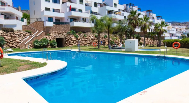 Apartment Amapola Nerja, Забронировать Апартаменты/квартира Отели Нерха с бассейном, рядом с Пляж Бурриана, Бассейн