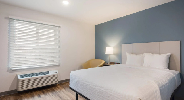 WoodSpring Suites Tampa Airport North Veterans Expressway