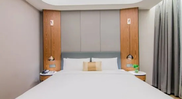 Люкс Yitel Collection (Shanghai Qiantan Sanlin world Creative Park) Road)