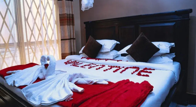 Номер Deluxe Golden Quest Hotel