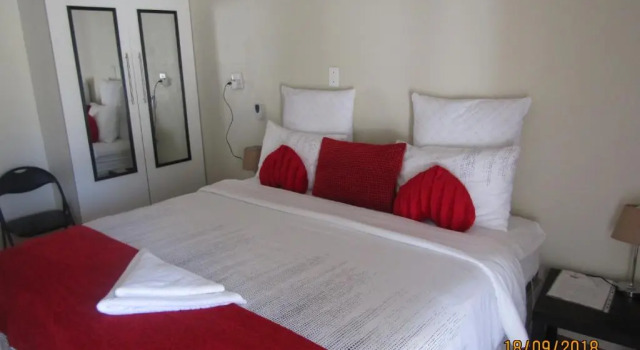 Номер Standard Yolonwabo bed and breakfast