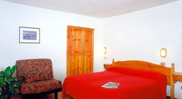 Hotel Florian, Buchen Sie Hotel Nus Aostatal