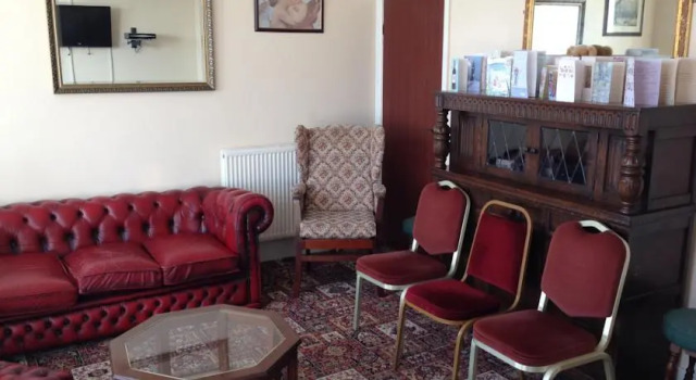 Hadleigh Gables Hotel, Забронировать Отель Грейт-Ярмут The Broads