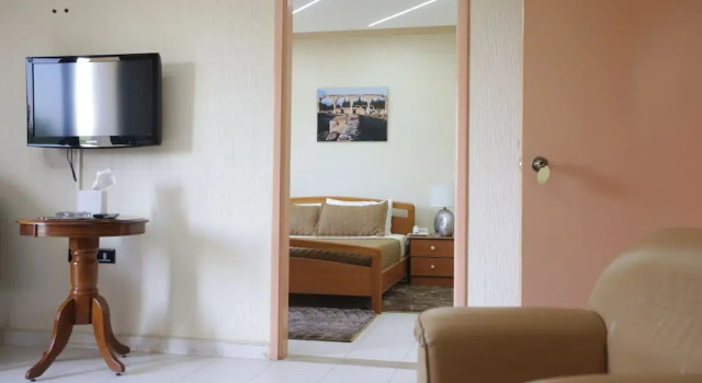 Люкс с видом на реку Hotel and Restaurant Shallalat Anjar