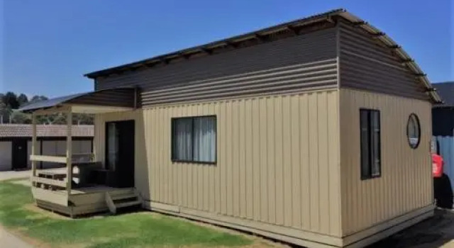 Lakes Main Holiday Park