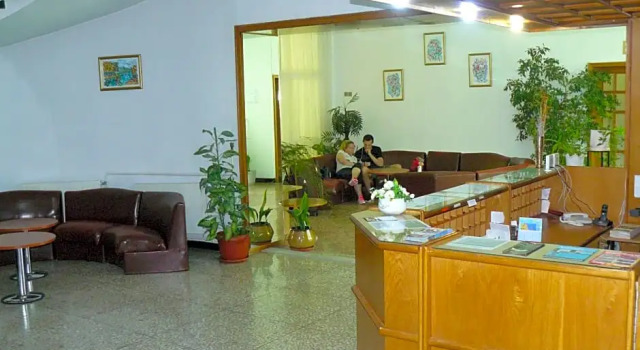 Hotel Briz 3, Забронировать Отель Отели Побережья Варны с парковкой, Парковка