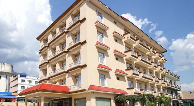 Hotel Jagdambay, Забронировать Отель Отели Джамму и Кашмира с парковкой, Парковка