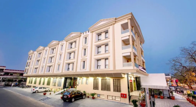 Номер Deluxe Hotel Yash Regency