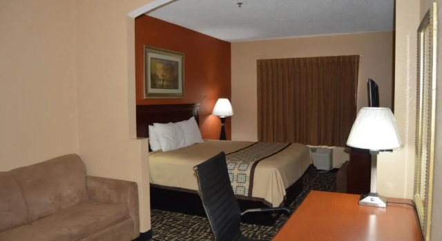 Номер Standard Days Inn by Wyndham Coliseum Montgomery AL