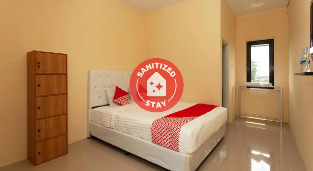 Richmond Guest House Cirebon RedPartner, Book Guesthouse North Cirebon West Java