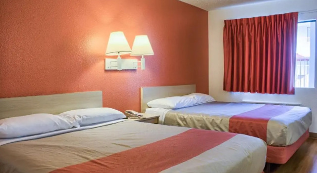 Четырёхместный номер Standard Motel 6-Seattle, WA - South
