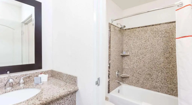 Люкс Hawthorn Suites