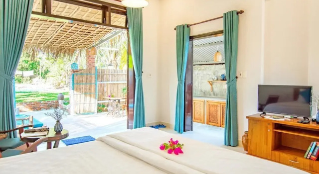 Номер Deluxe с балконом Vu Nhi Homestay