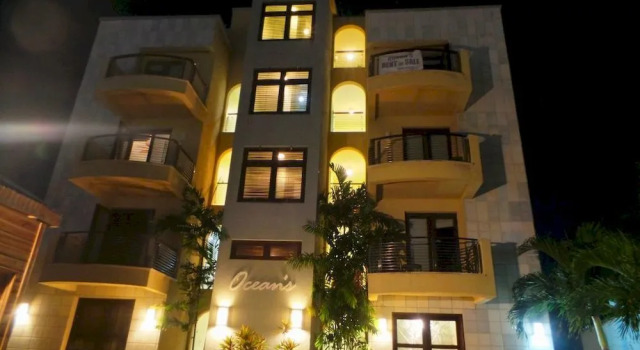 Ocean's Luxury 2 Bedroom Suites