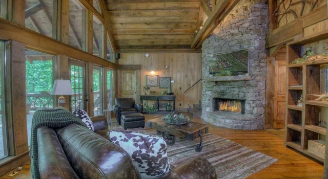 Winding Log Ridge by Escape to Blue Ridge, Buchen Sie Hotel Blue Ridge Georgia