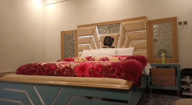 White House Hotel & Resorts