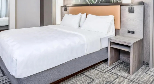 Run of House Holiday Inn Lafayette-City Centre by IHG