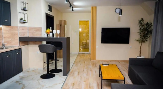 Panorama Suites, Rezervați Hotel Pleven Pleven, aproape de Panorama Mall