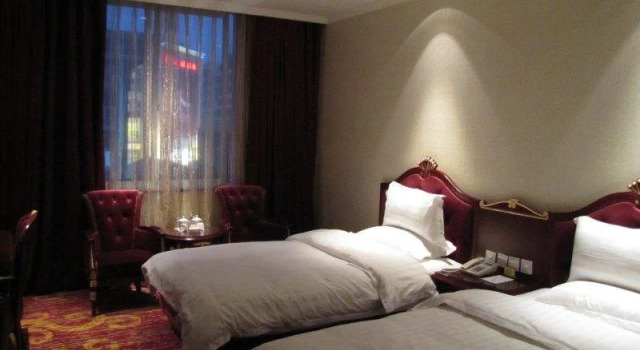 Victoria Hotel, Book Hotel Hotels in Yibin with Parking, Parking