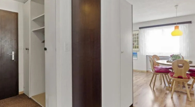 Ferienwohnung Lang, Book Lejlighed Hoteller i Churwalden med parkering, Parkering