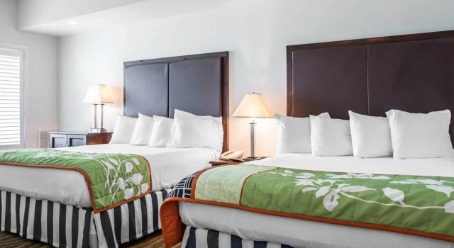 Четырёхместный люкс Island Inn & Suites, an Ascend Collection Hotel