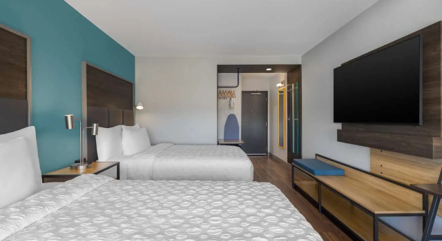Четырёхместный номер Standard Tru By Hilton Oshkosh