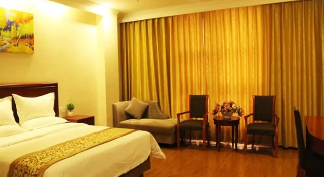 Двухместный номер Standard GreenTree Inn ZhangJiaKou XiaHuaYuan District XinChen Road Express Hotel