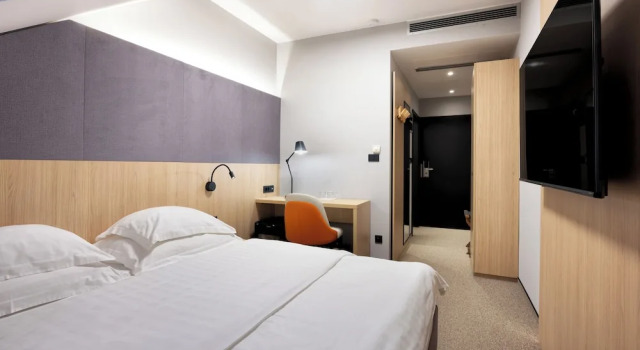 Двухместный номер Economy Hotel Kompas