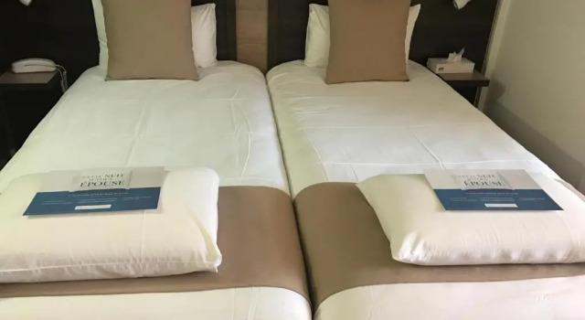 Трёхместный номер Standard Hôtel Kyriad Epernay en Champagne