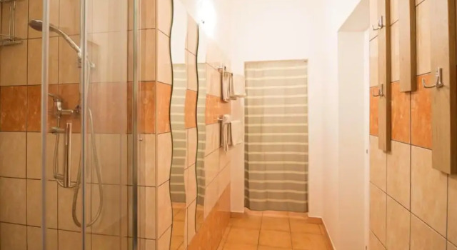 Апартаменты Comfort с 2 комнатами 2 Bedroom Home near Prague Castle