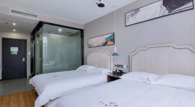 Люкс Dongyang E-sports Hotel