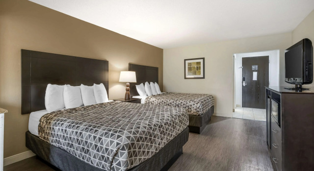 Четырёхместный люкс Best Western Suites Columbus