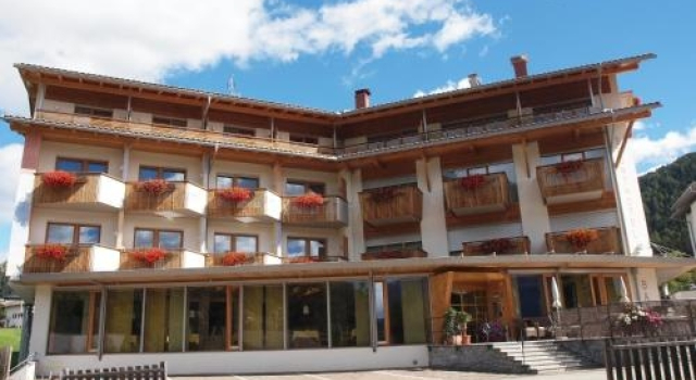 Sporthotel Rasen, Забронировать Отель СПА-отели Разун-Антерсельвы, SPA-услуги