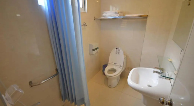 Четырёхместный номер Standard с видом на озеро Guanhu Siji Minsu B&B