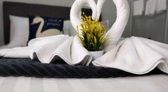 Коттедж Homey 9pax 3BR MRT Cheras Tmn Suntex I HomeBrickz
