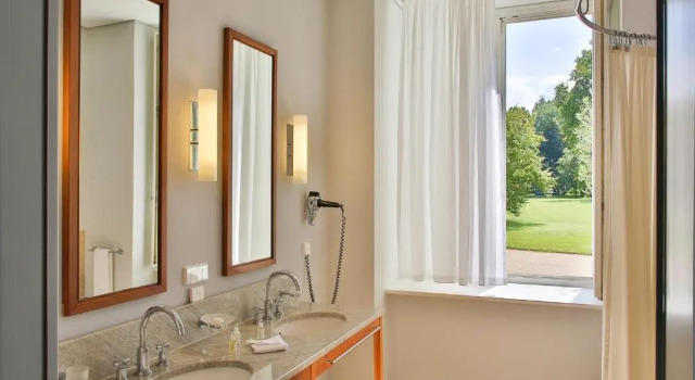 Семейный номер Standard Hotel Schloss Neuhardenberg