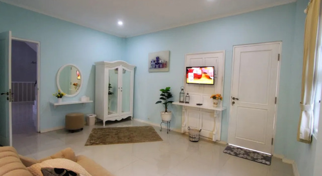 Deluxe Zimmer Omah Madam Bed & Breakfast