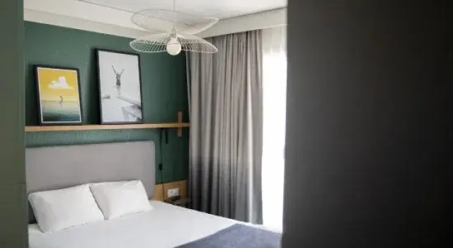 Апартаменты с балконом Aparthotel Adagio Annecy Centre