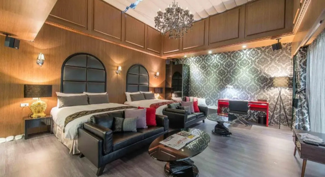 Четырёхместный номер Standard Royal Rose Hotel Zhongshan
