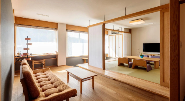 Kifuno Sato, Book Hotel Mimasaka Okayama