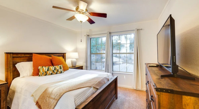 Grass Valley Vacation Rental w/ Private Pool, Prenota Hotel Alta Sierra Stati Uniti