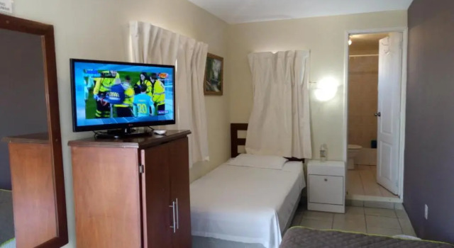 Трёхместный номер Standard Hotel Tazumal House
