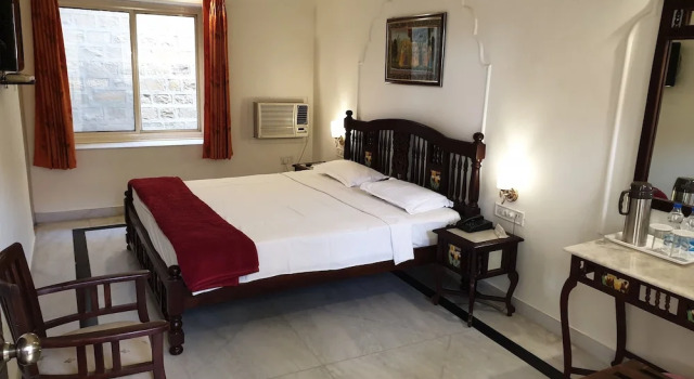 Двухместный номер Premium WelcomHeritage Kalyan Bhawan Hotel